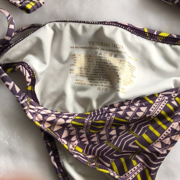 Victoria's Secret Bikini - Picture 3 of 3